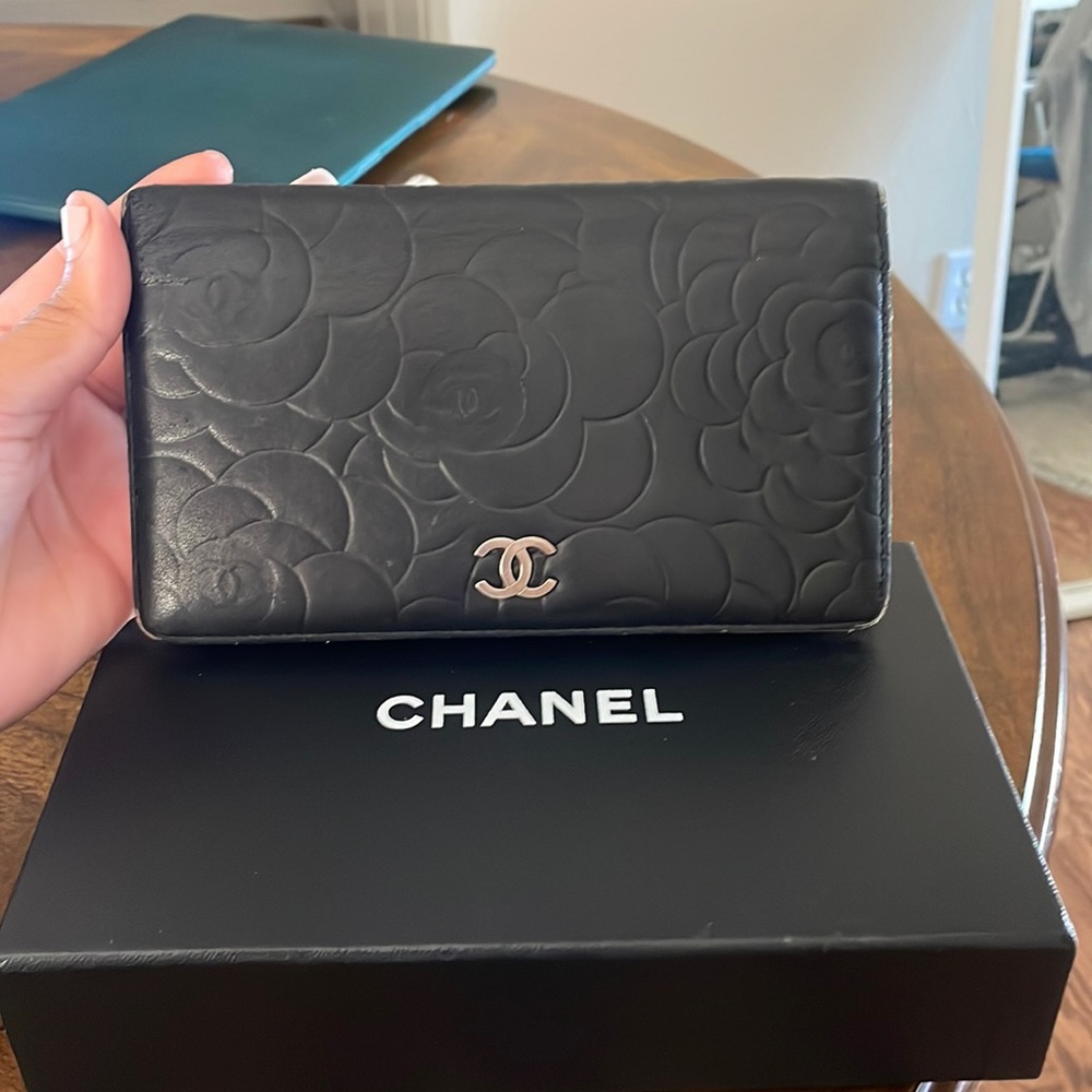 Authentic Chanel Camellia Long Wallet